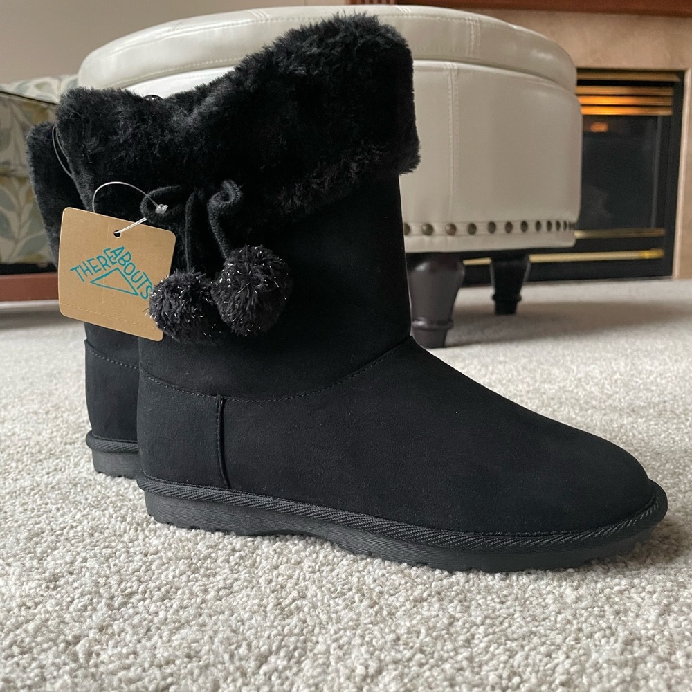 Brand new girls boots